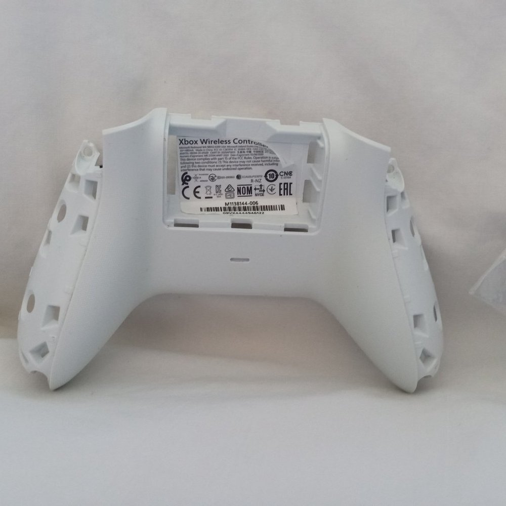 XBox Controller Repair Kit - Picture 2 of 3